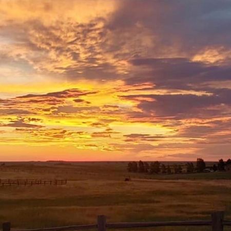 Yellowstone Cattle Baron Ensuite, Private Entrance & Parking - Prairie Rose B&B Шайен Екстериор снимка